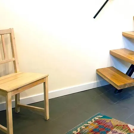 Supercute Mini House In The Center Krakov